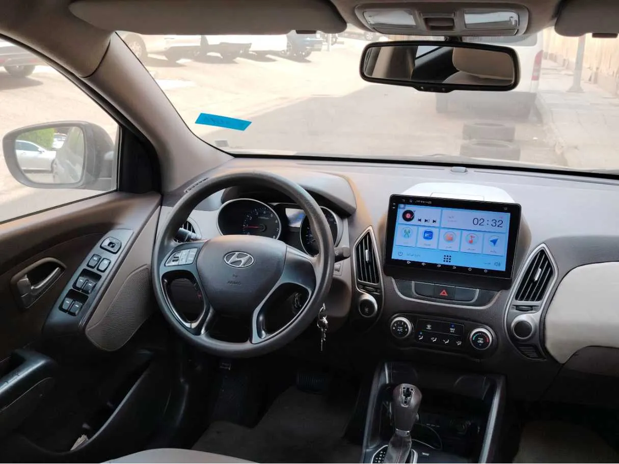 Car image 21