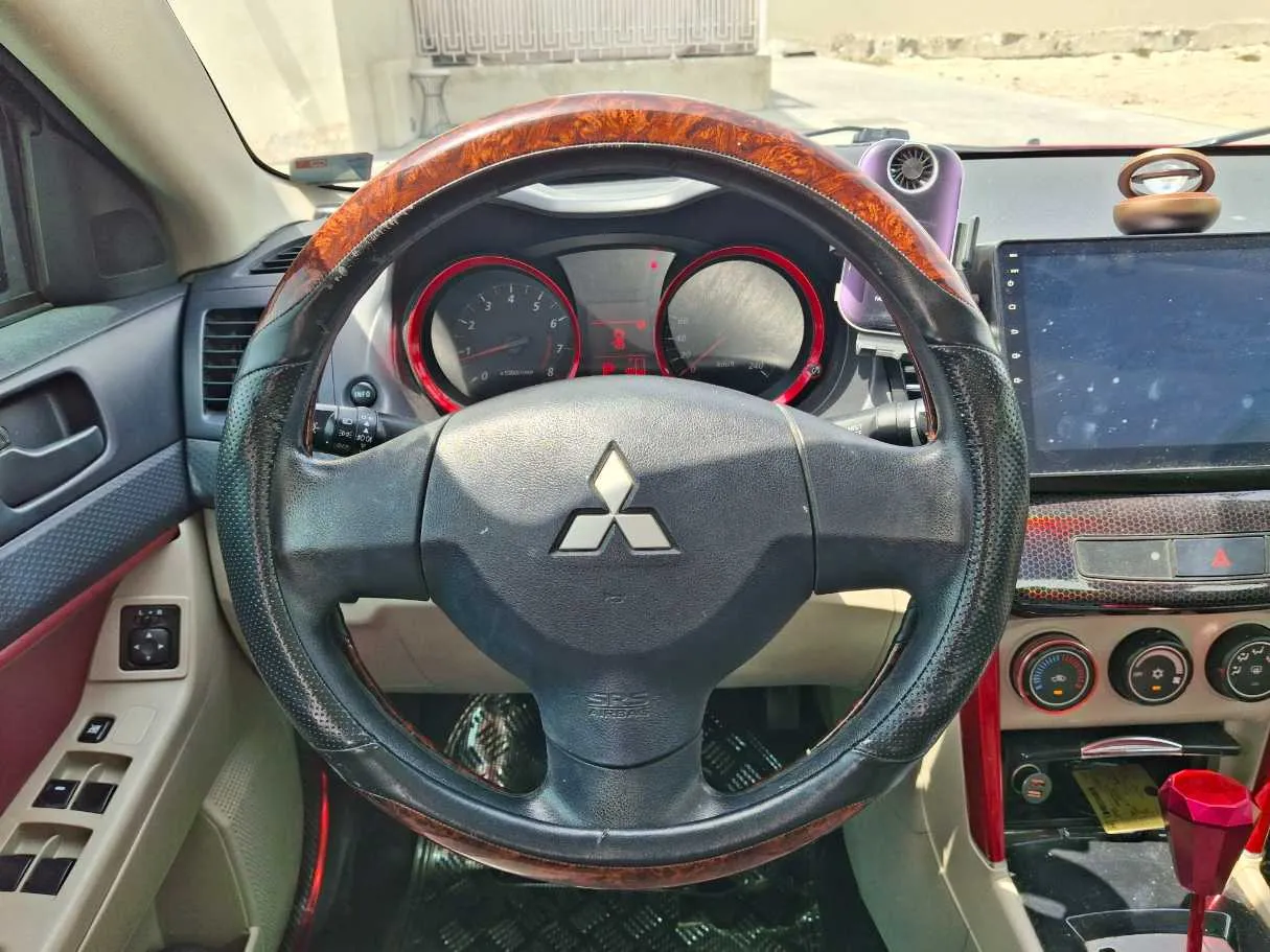 Car image 16