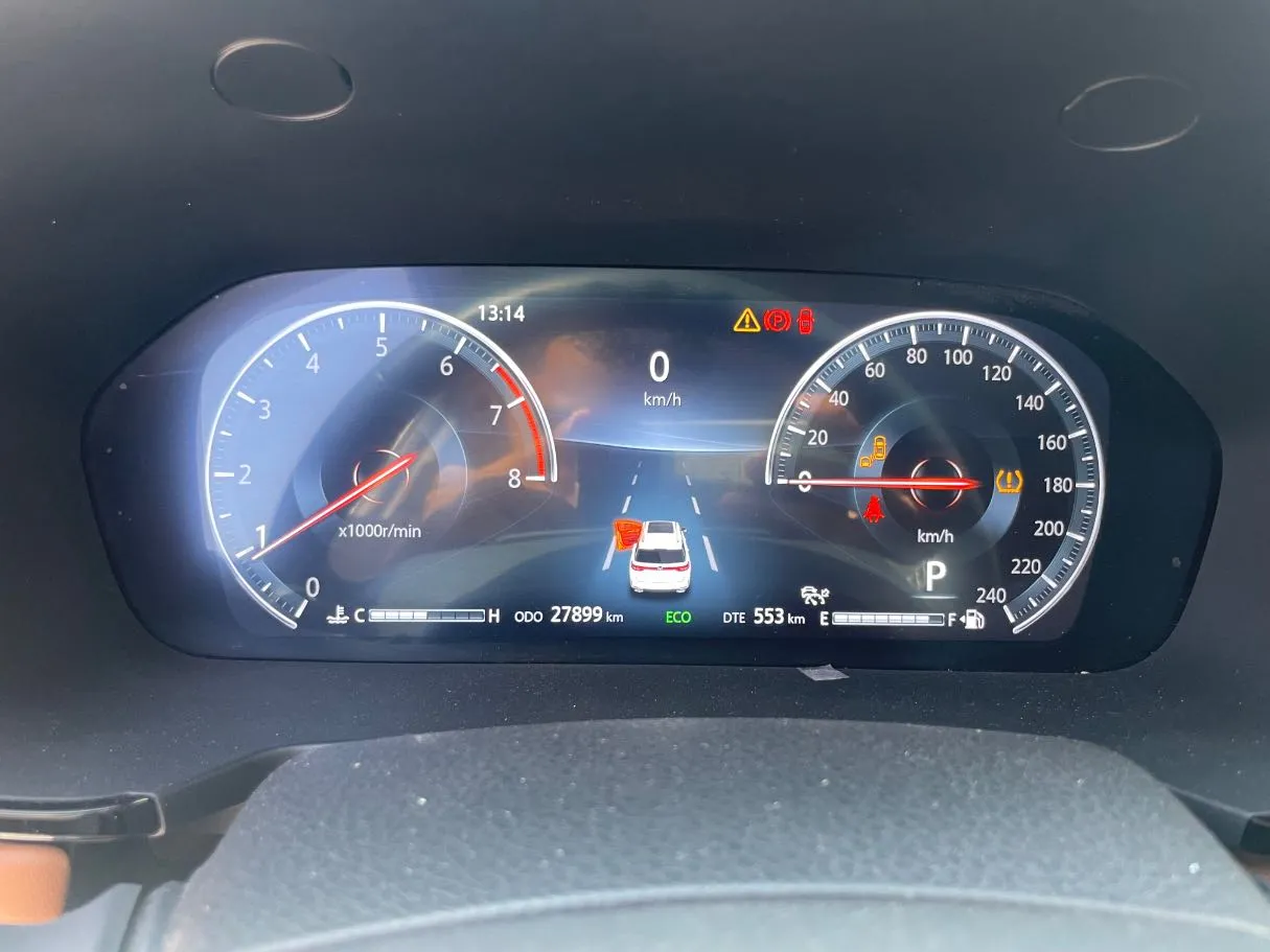 Car image 21