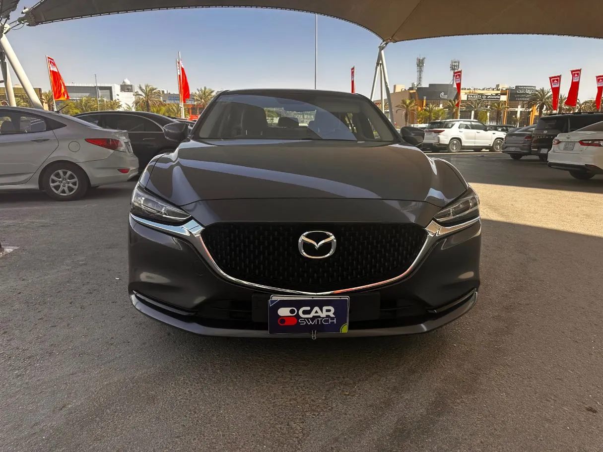 Car image 2