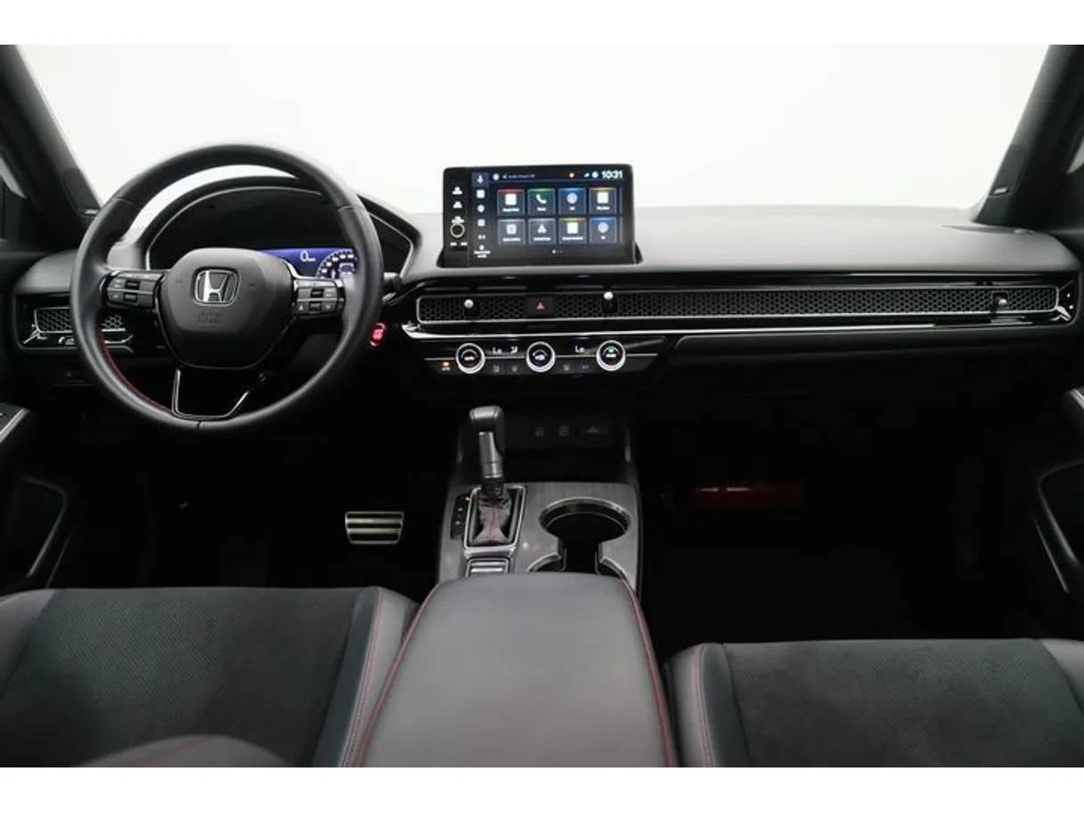 Car image 14