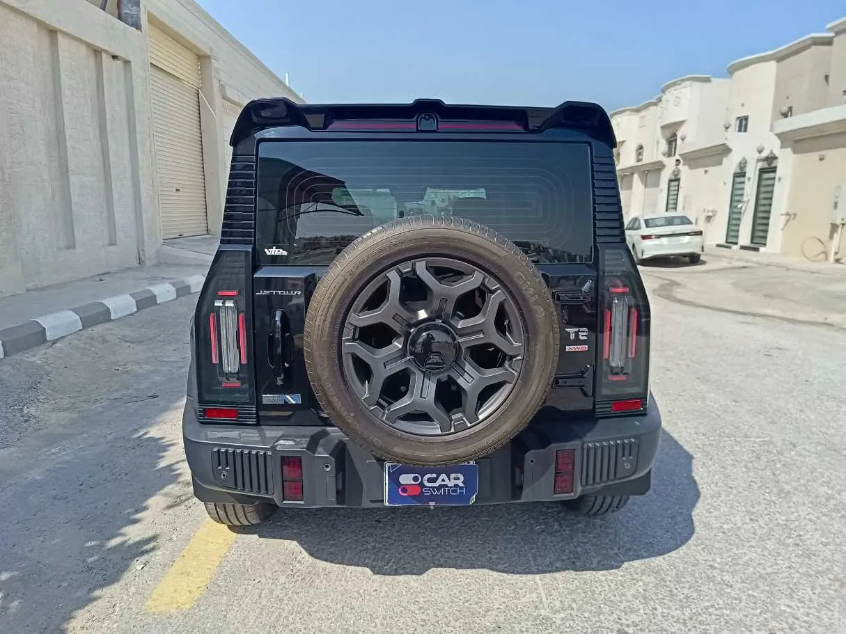 Car image 7