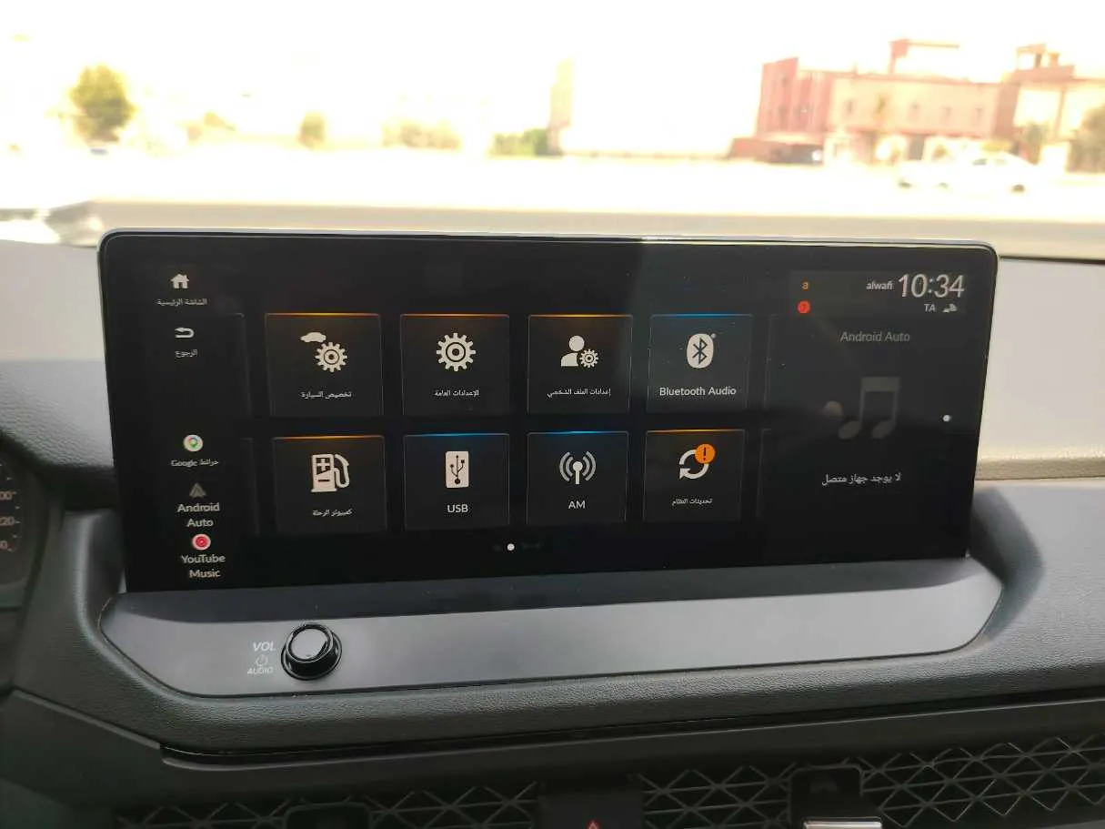 Car image 25