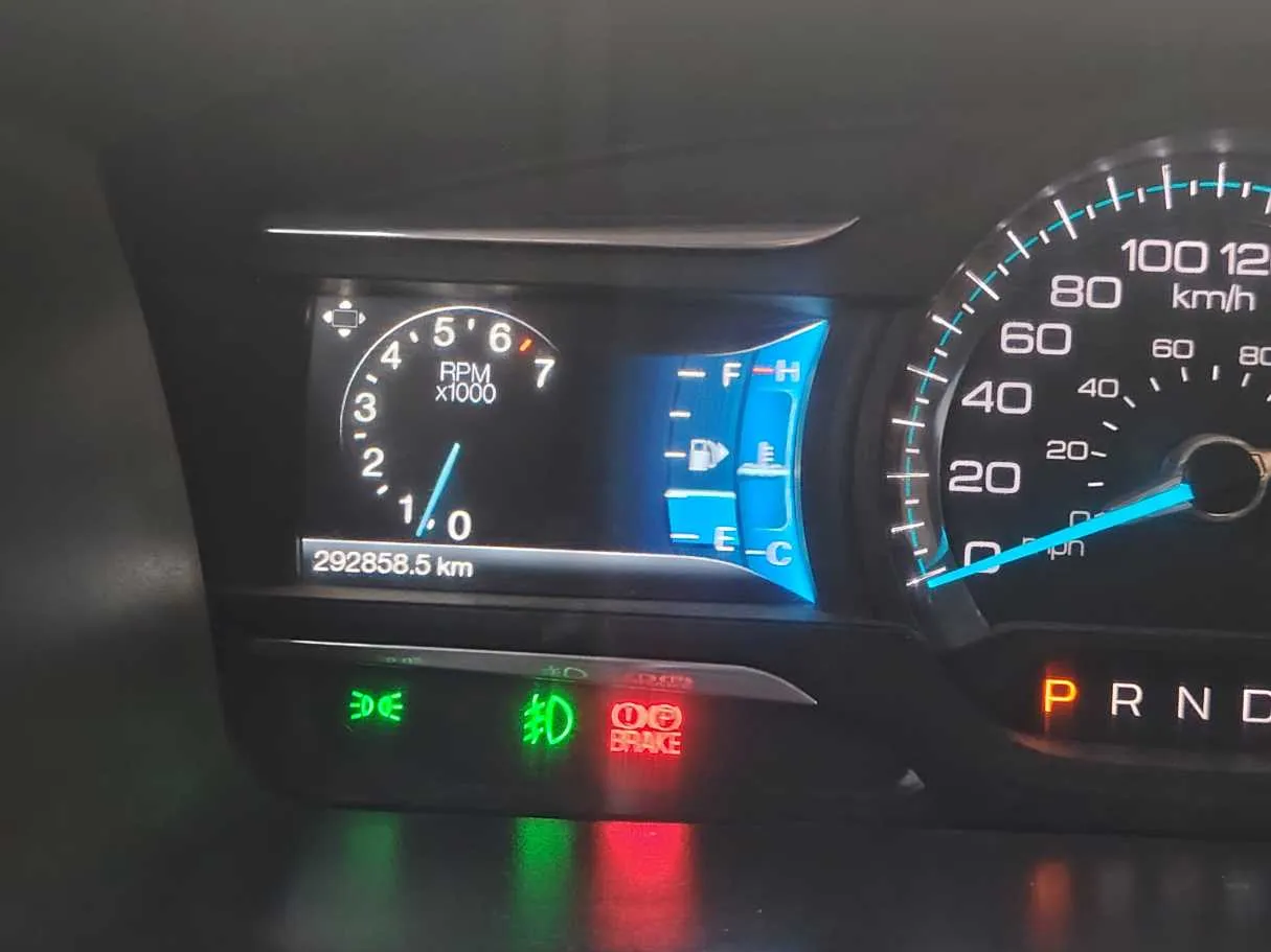Car image 23