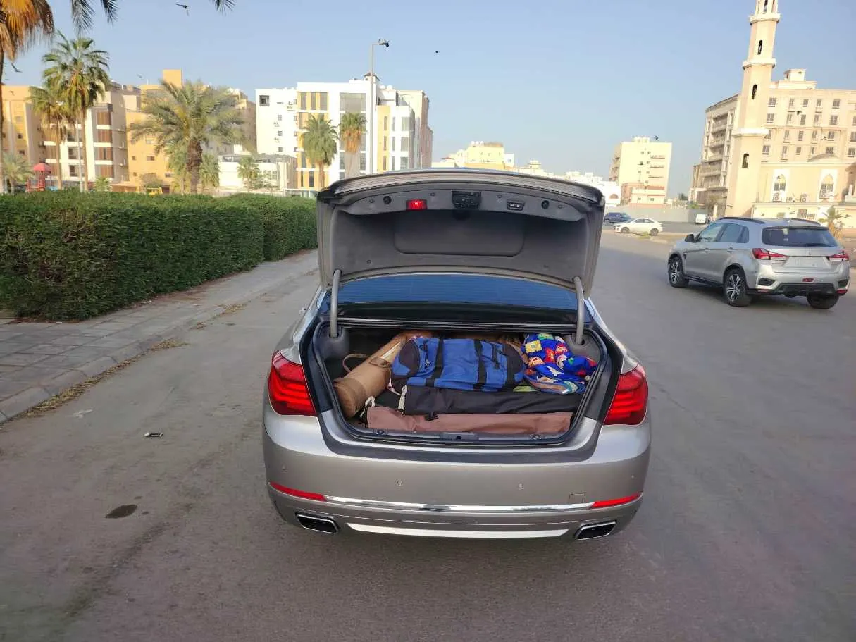 Car image 27