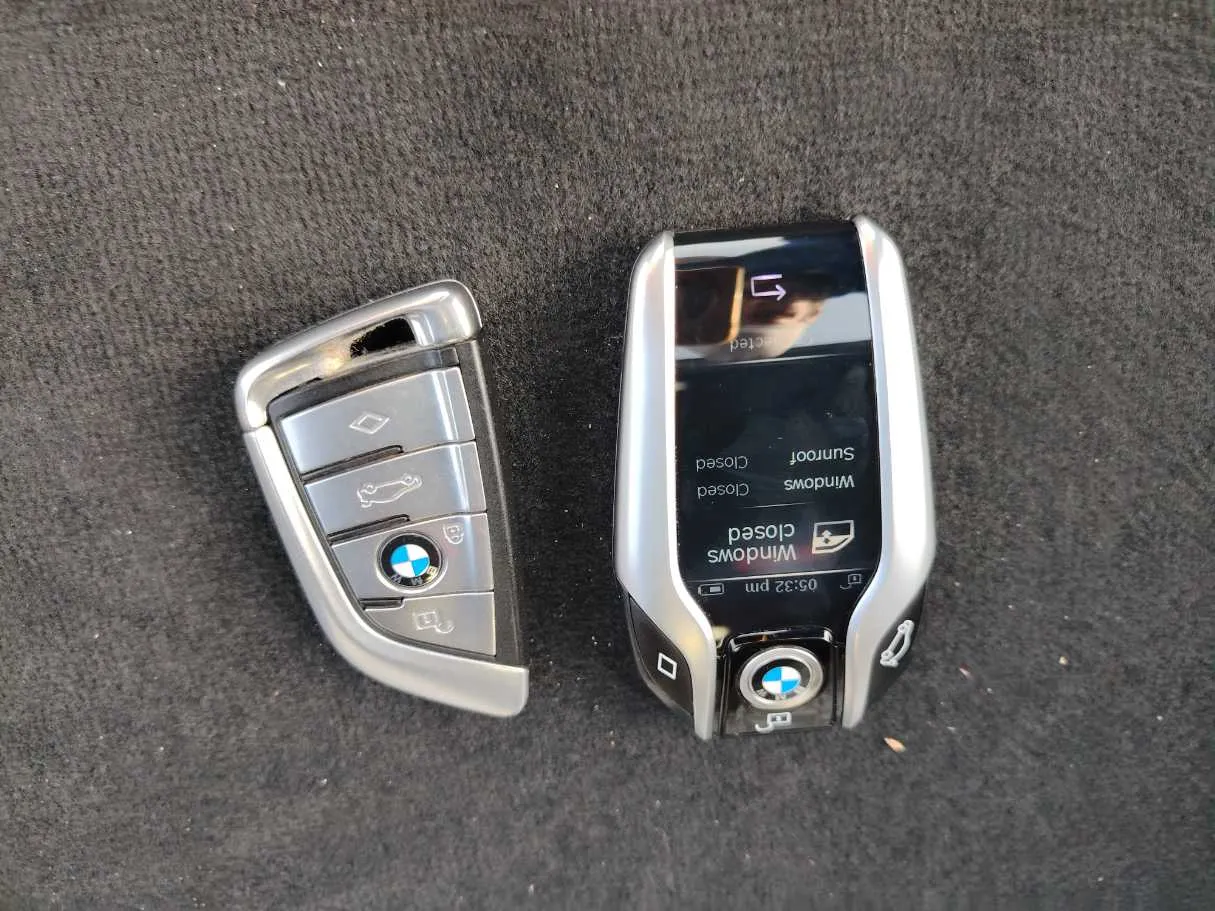 Car image 38
