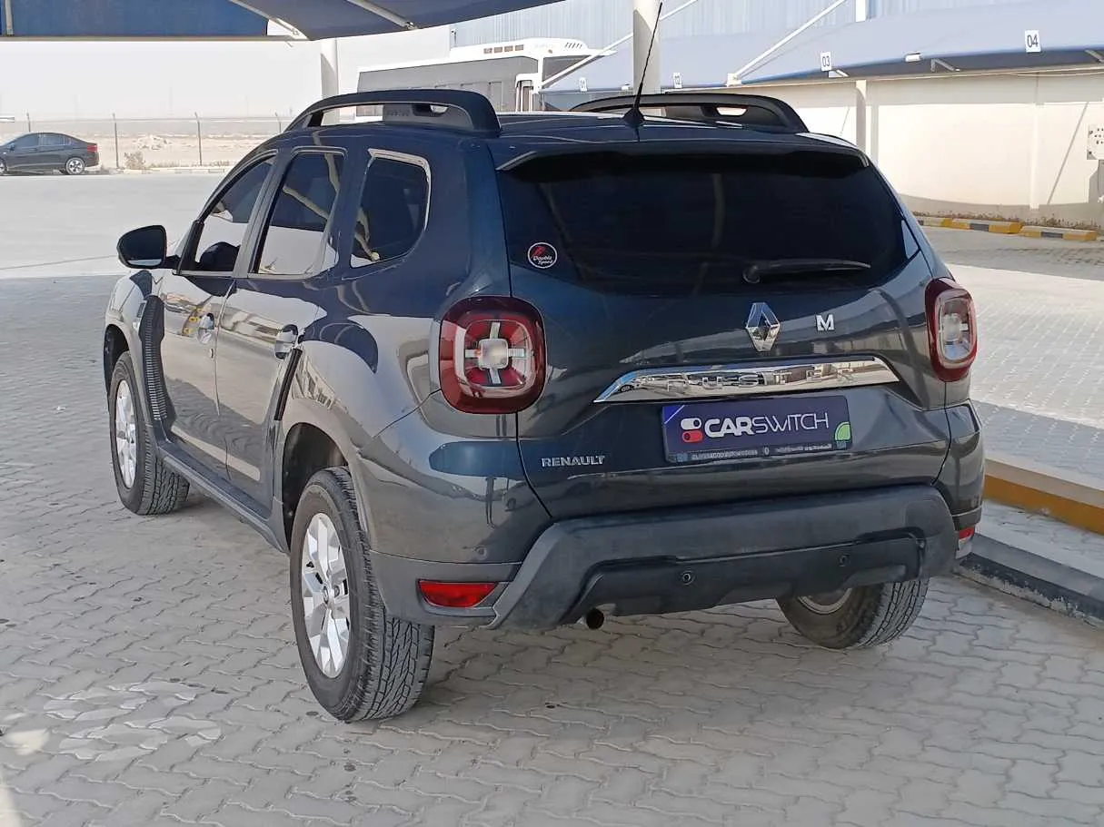 Car image 7
