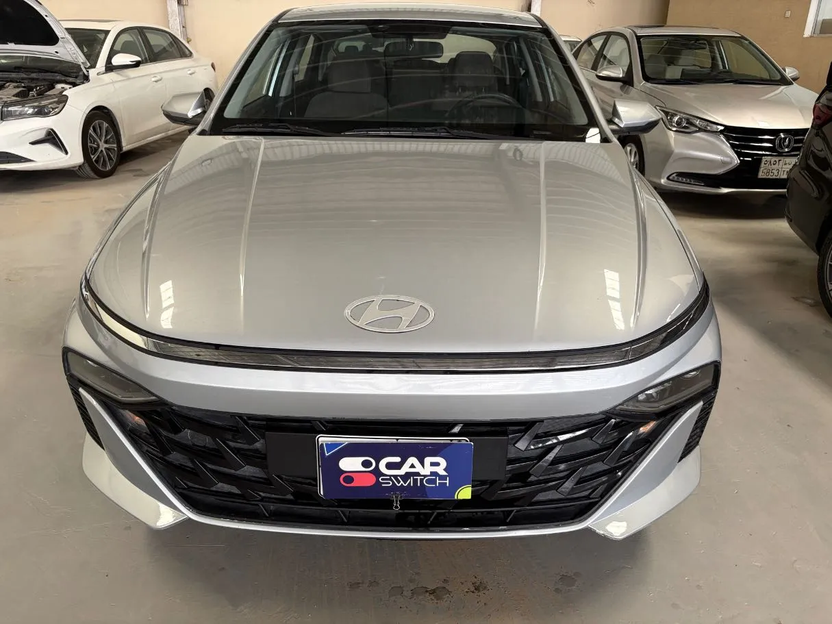 Car image 2