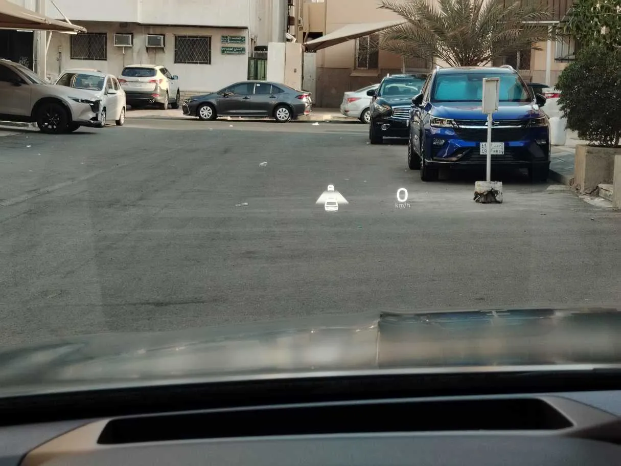 Car image 27