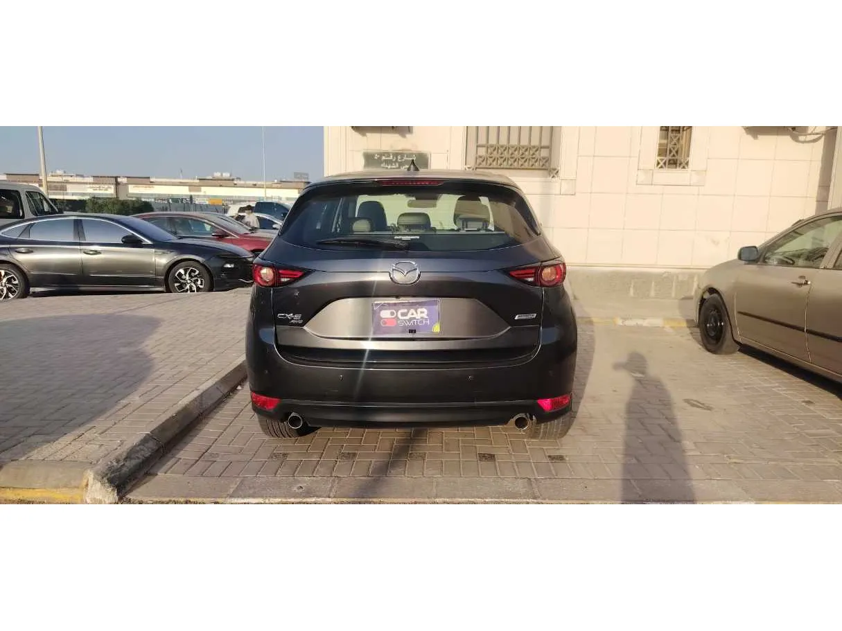 Car image 6