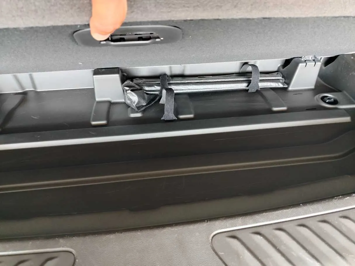 Car image 39