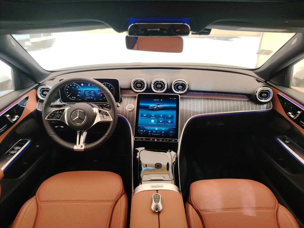 Car image 21