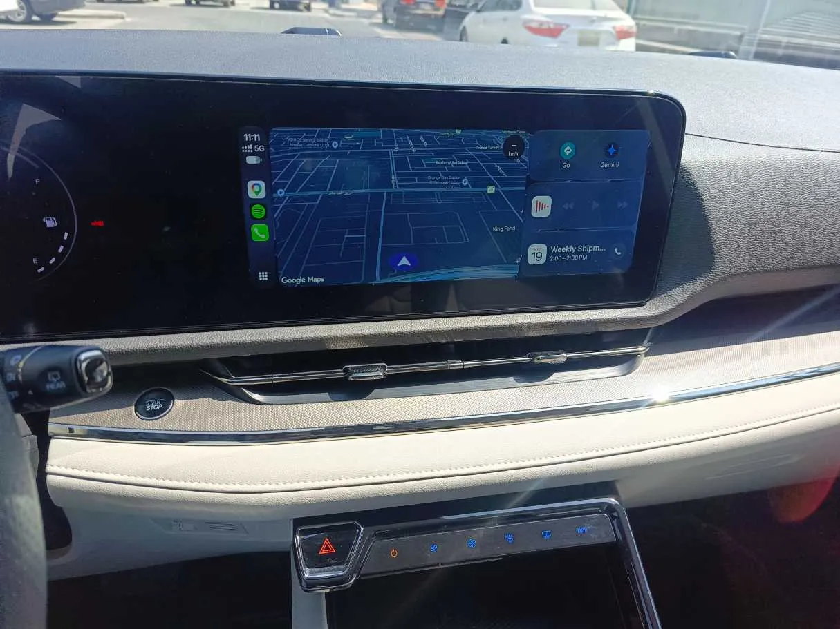 Car image 23