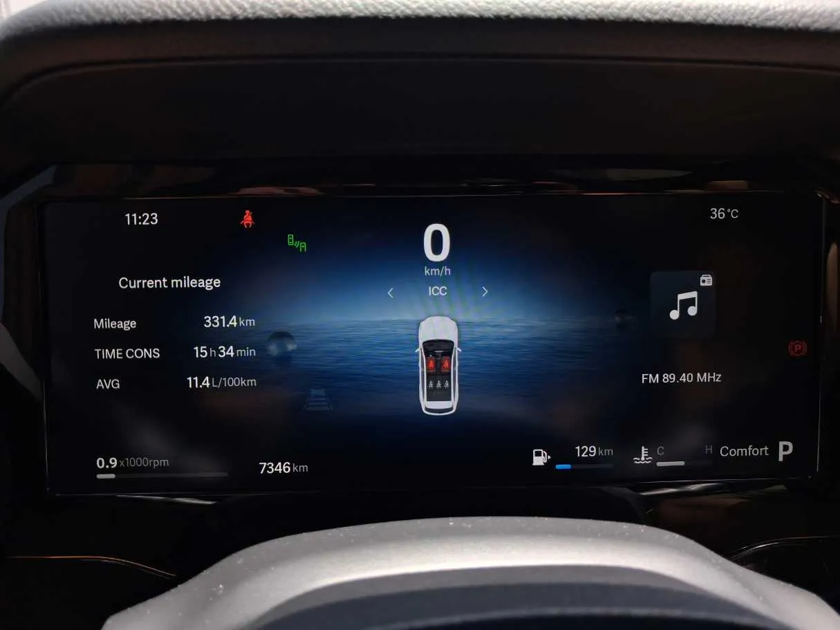 Car image 17