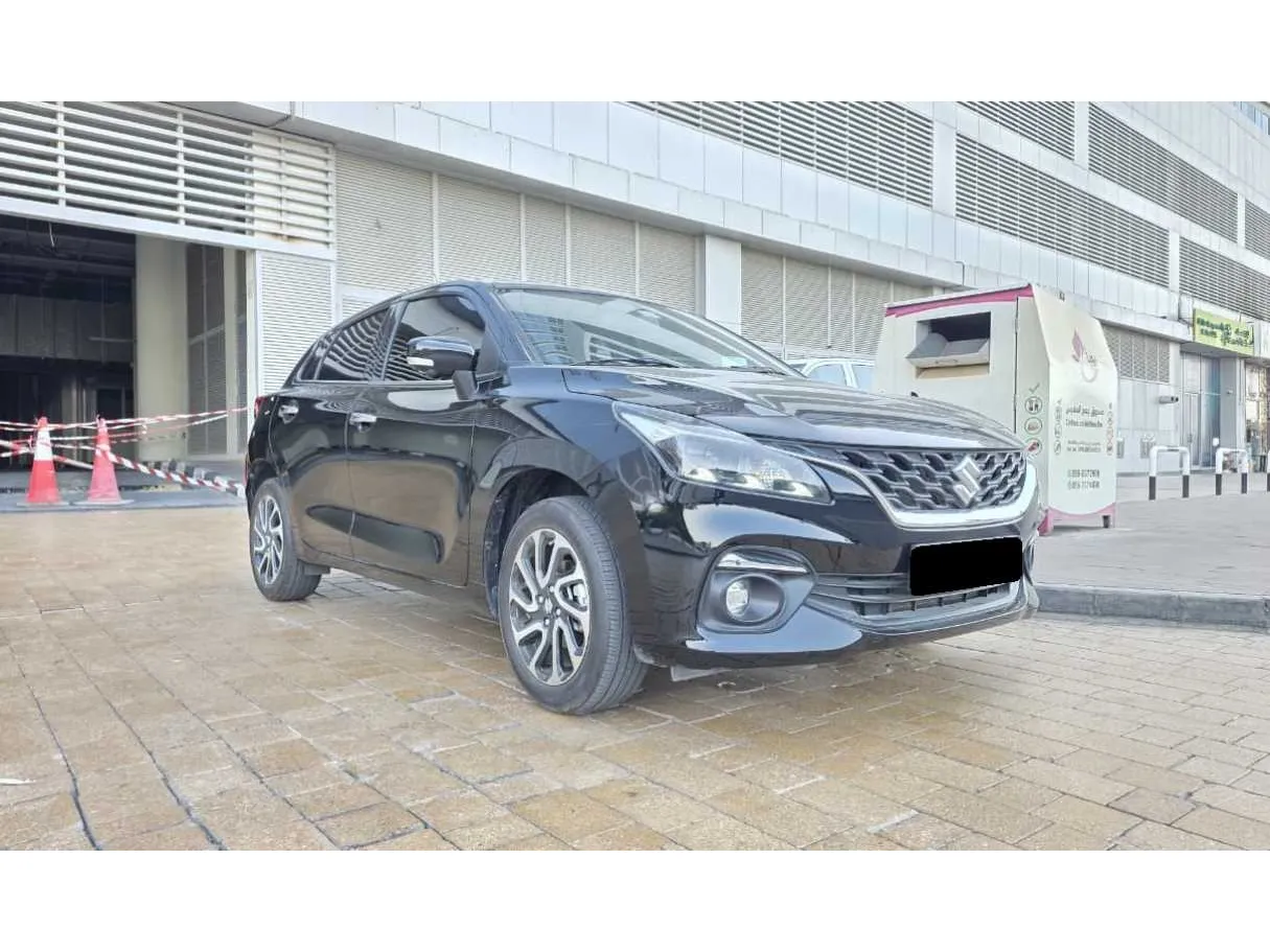 Car image 3