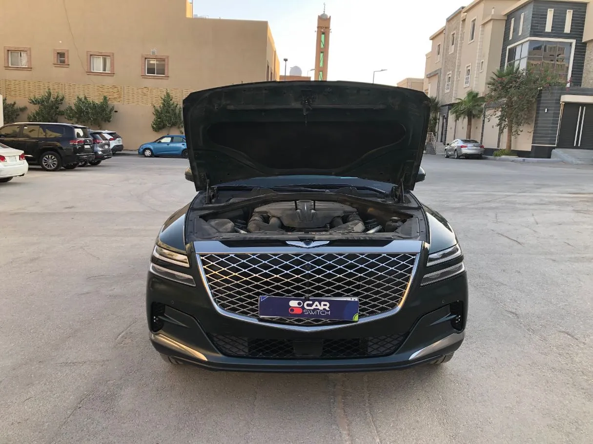Car image 25