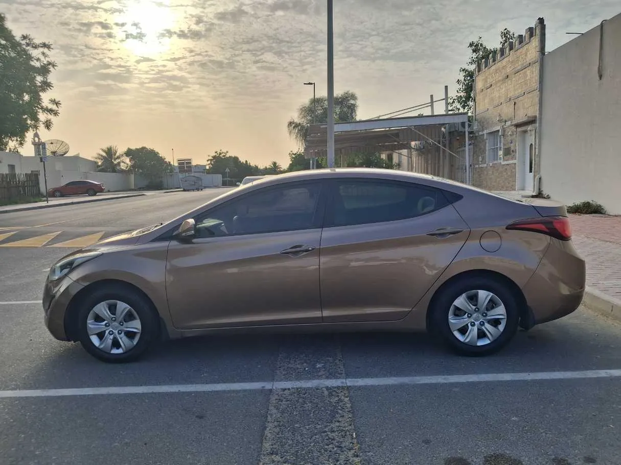 Car image 8
