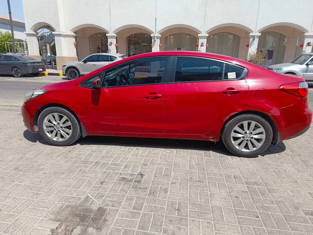 Car image 8