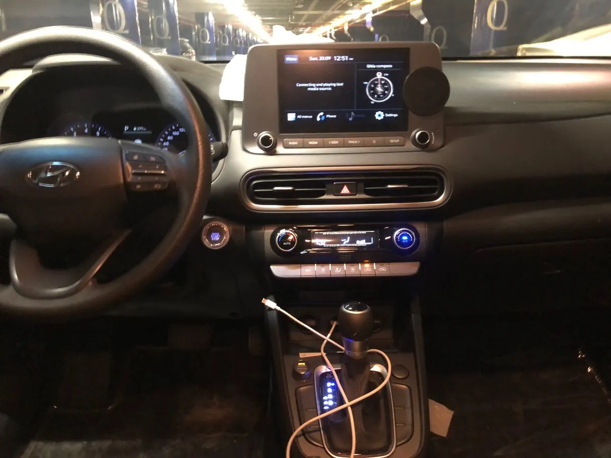 Car image 16