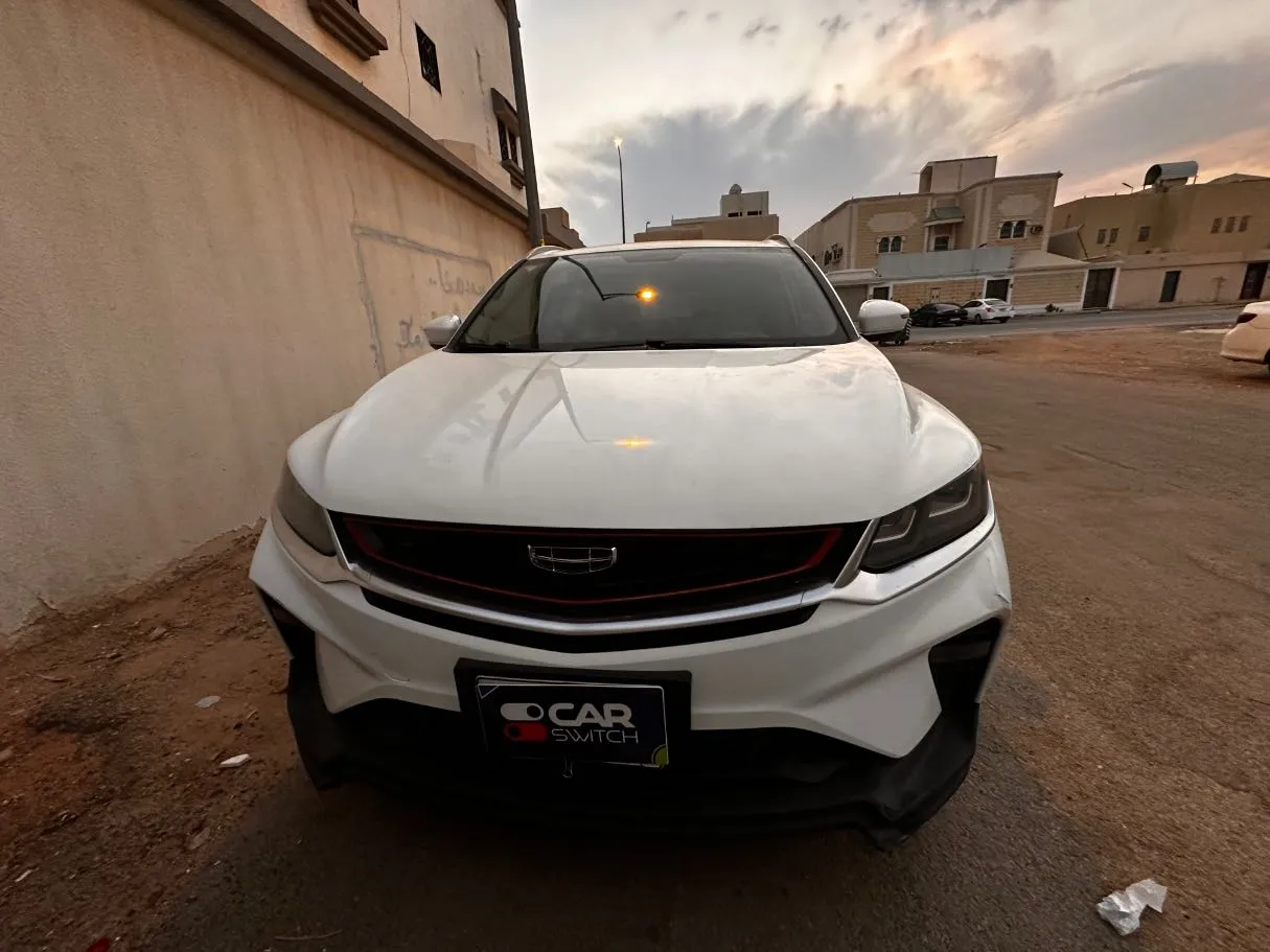 Car image 2