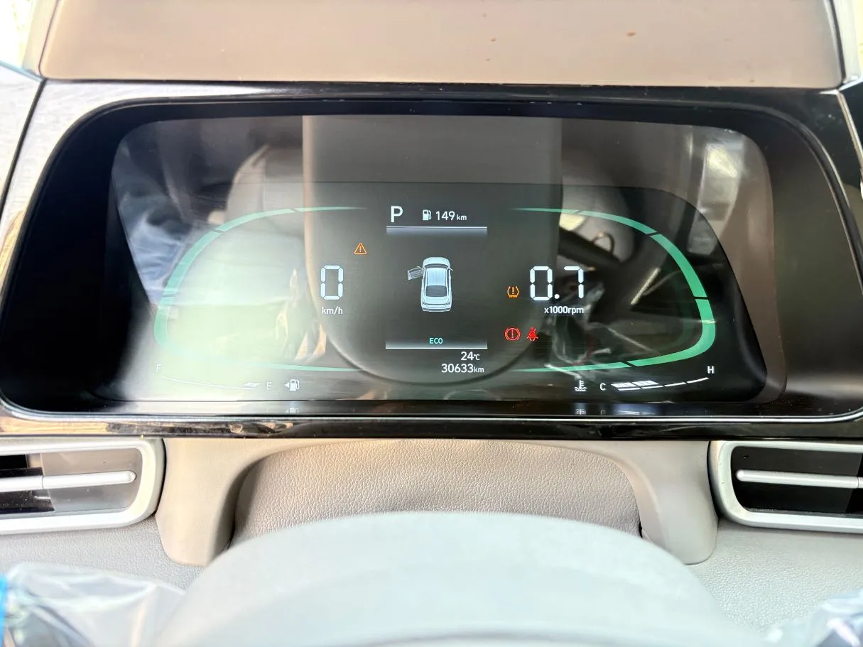 Car image 23