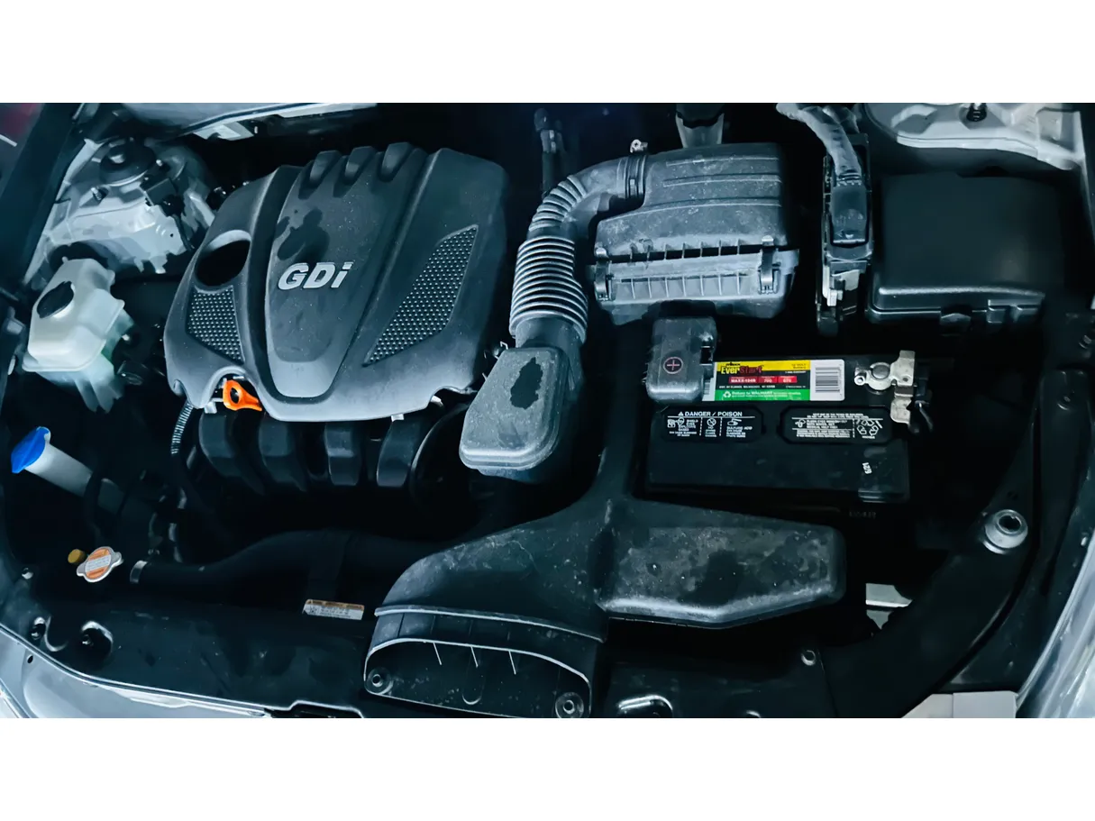 Car image 6