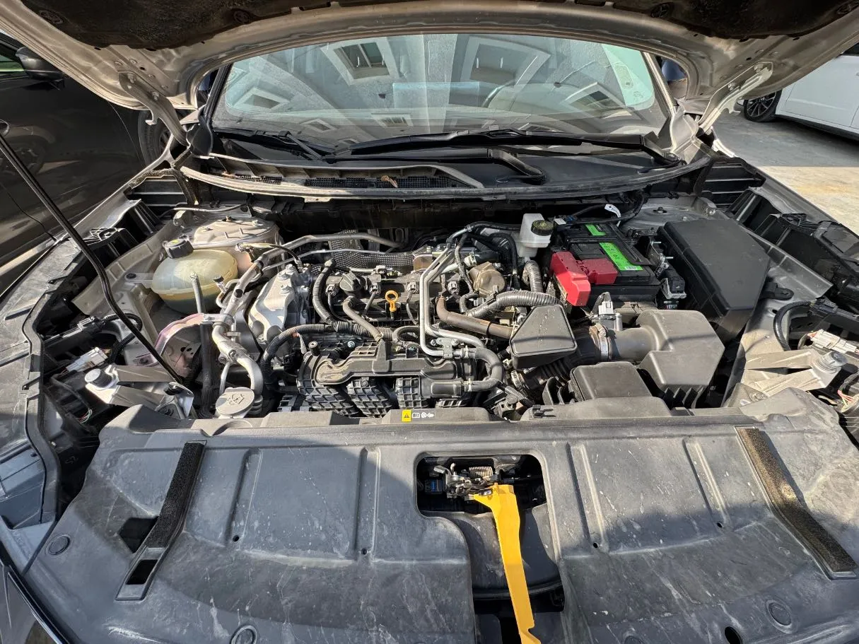 Car image 27