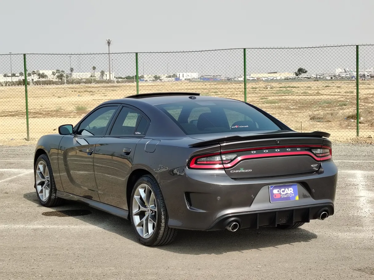 Car image 7