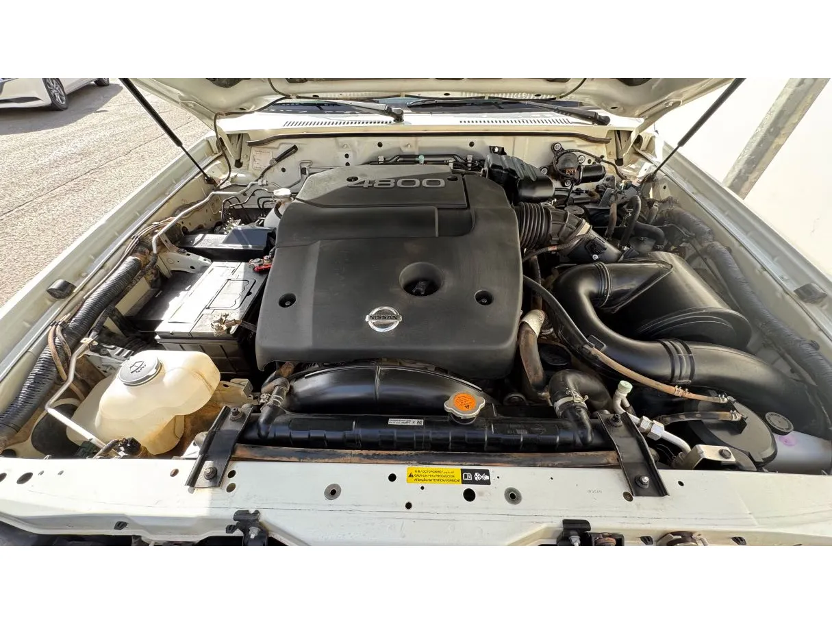 Car image 25