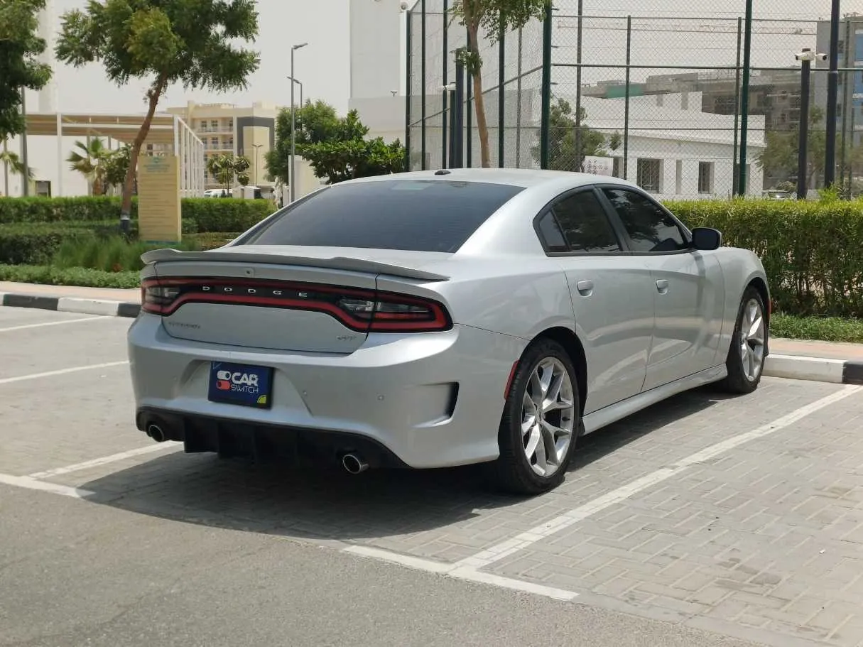 Car image 5