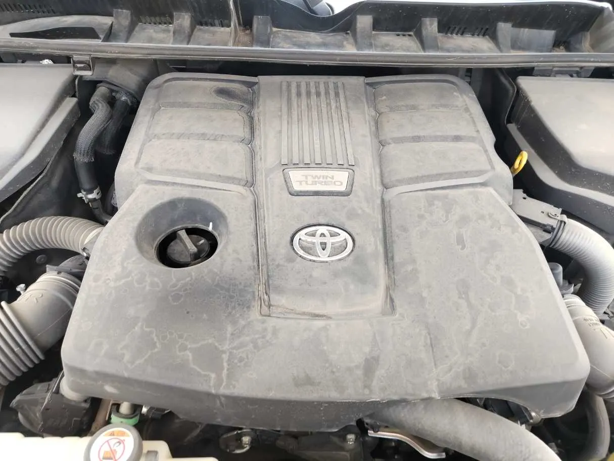 Car image 49