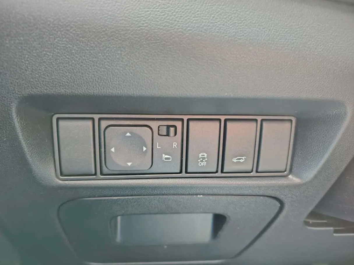 Car image 42