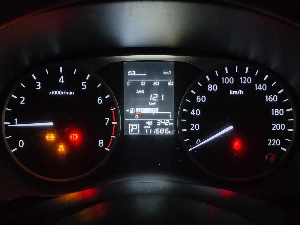 Car image 18