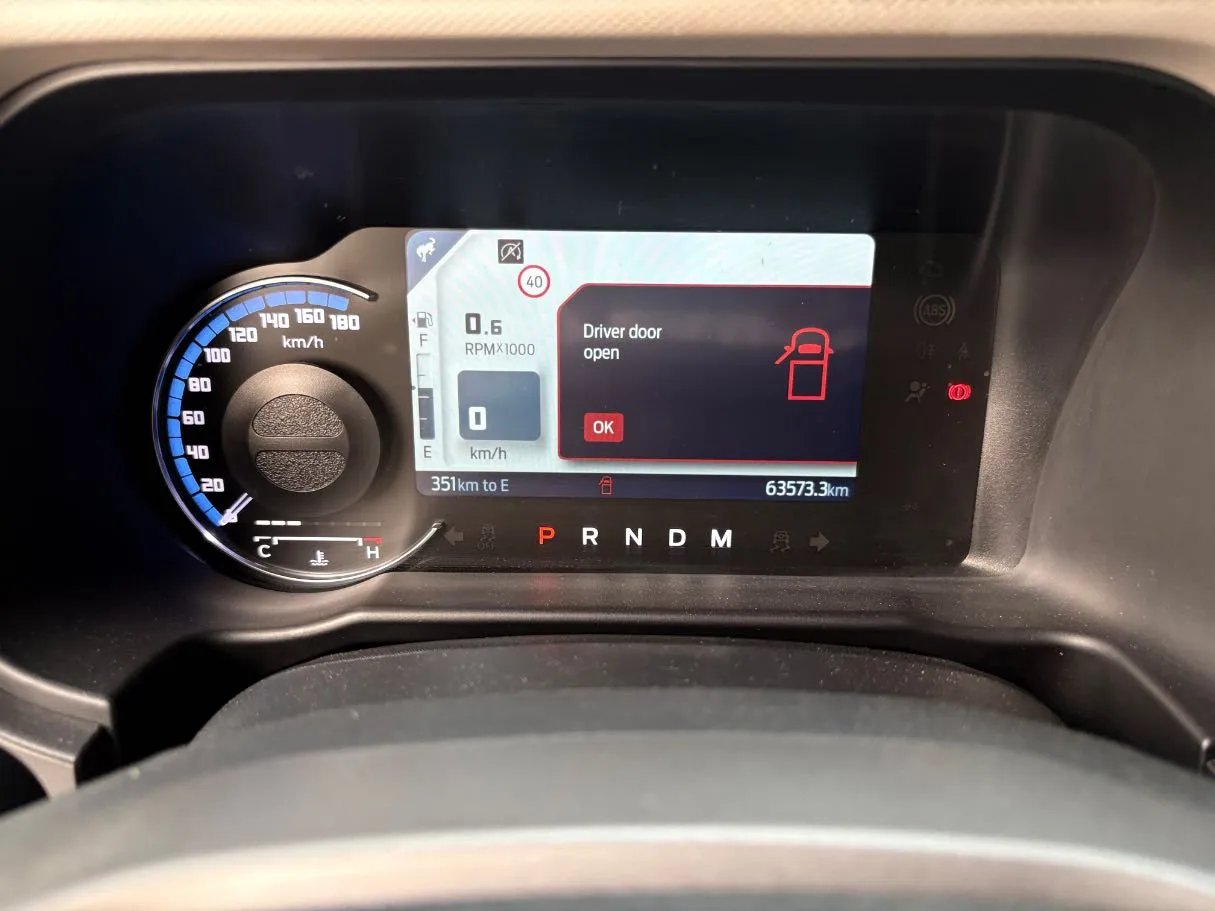 Car image 23