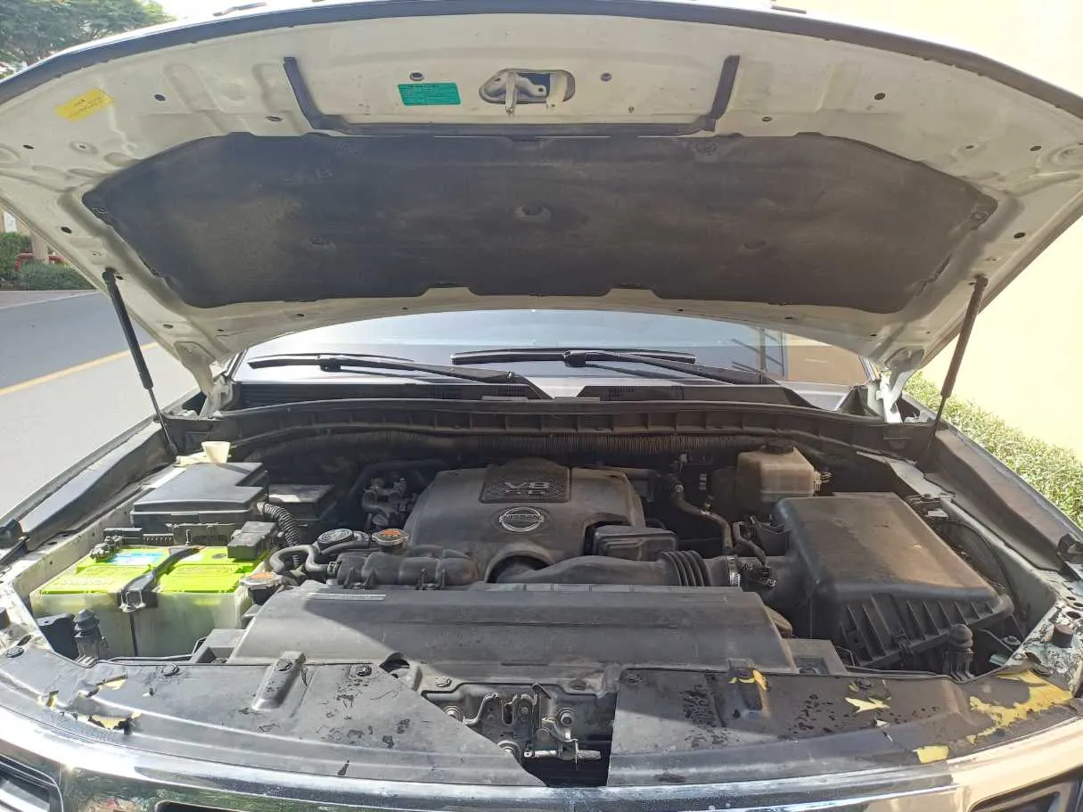Car image 26
