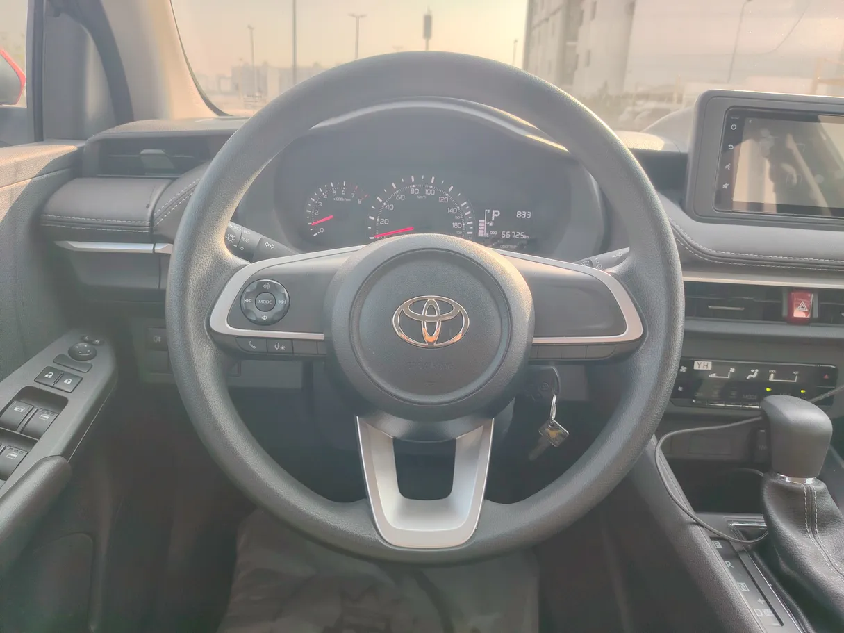 Car image 21