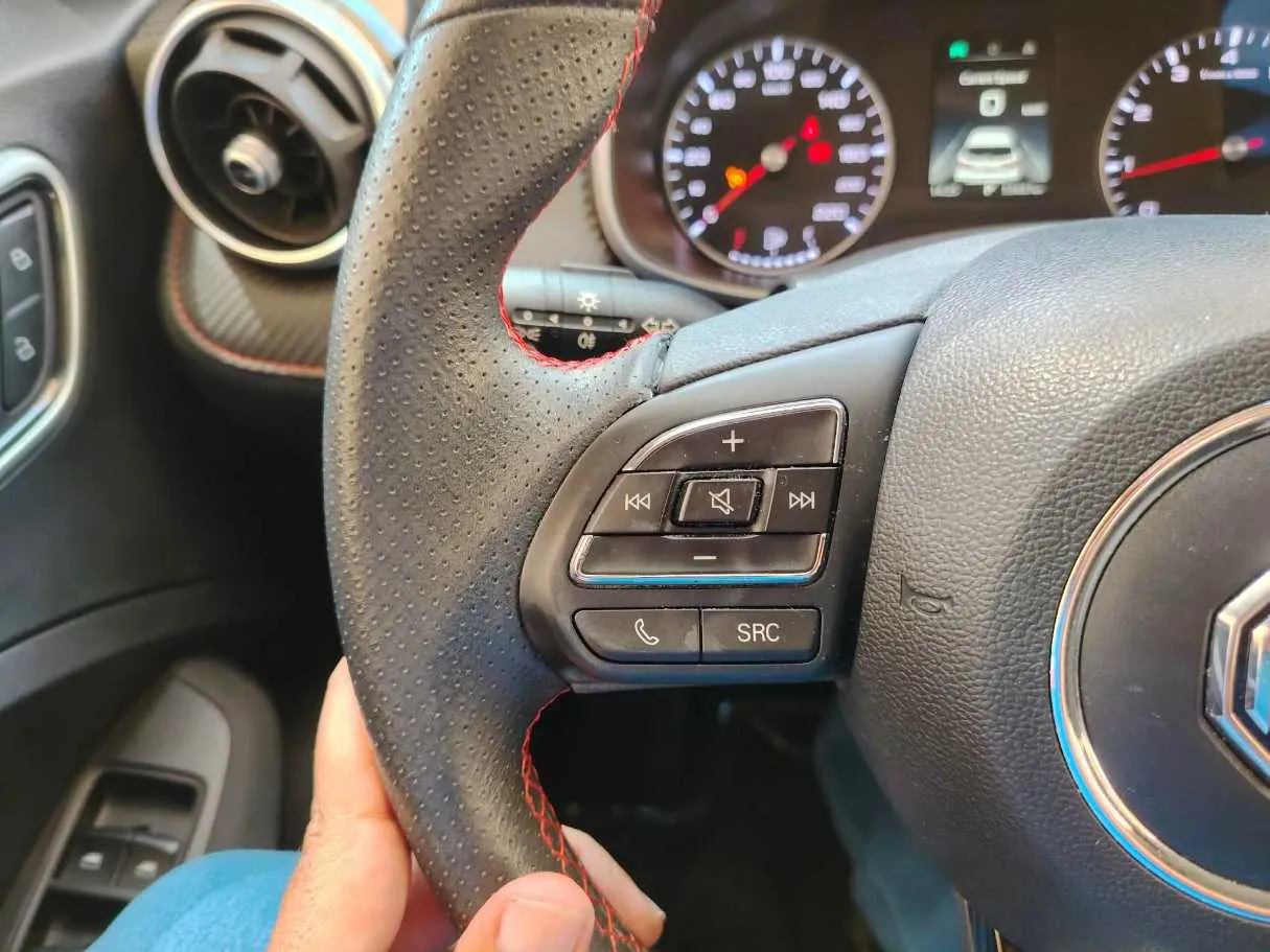 Car image 39