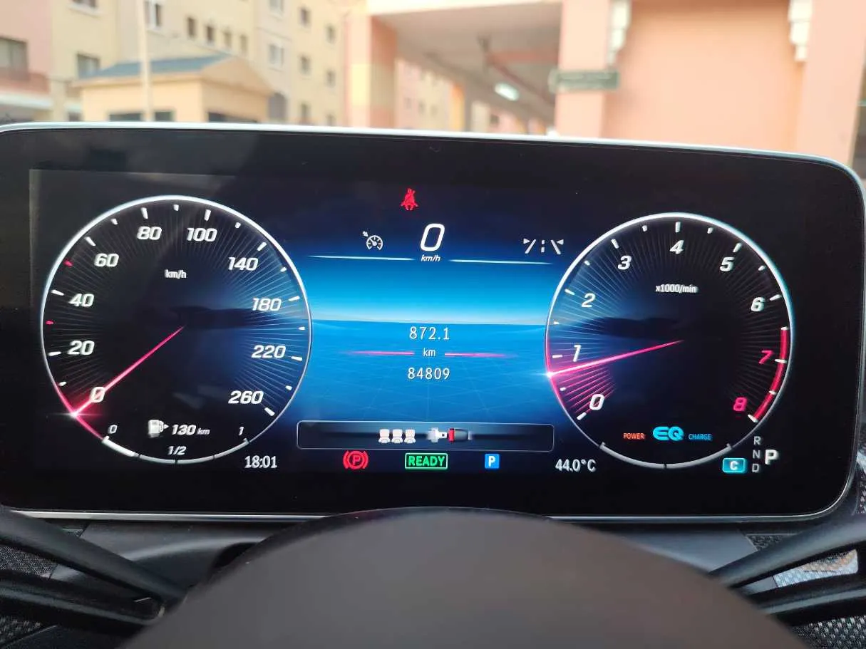 Car image 23