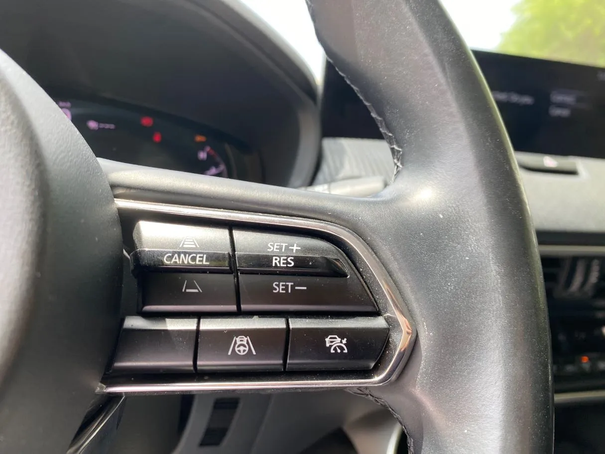 Car image 23
