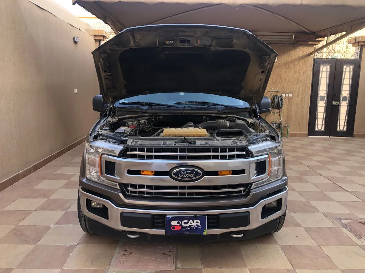 Car image 18