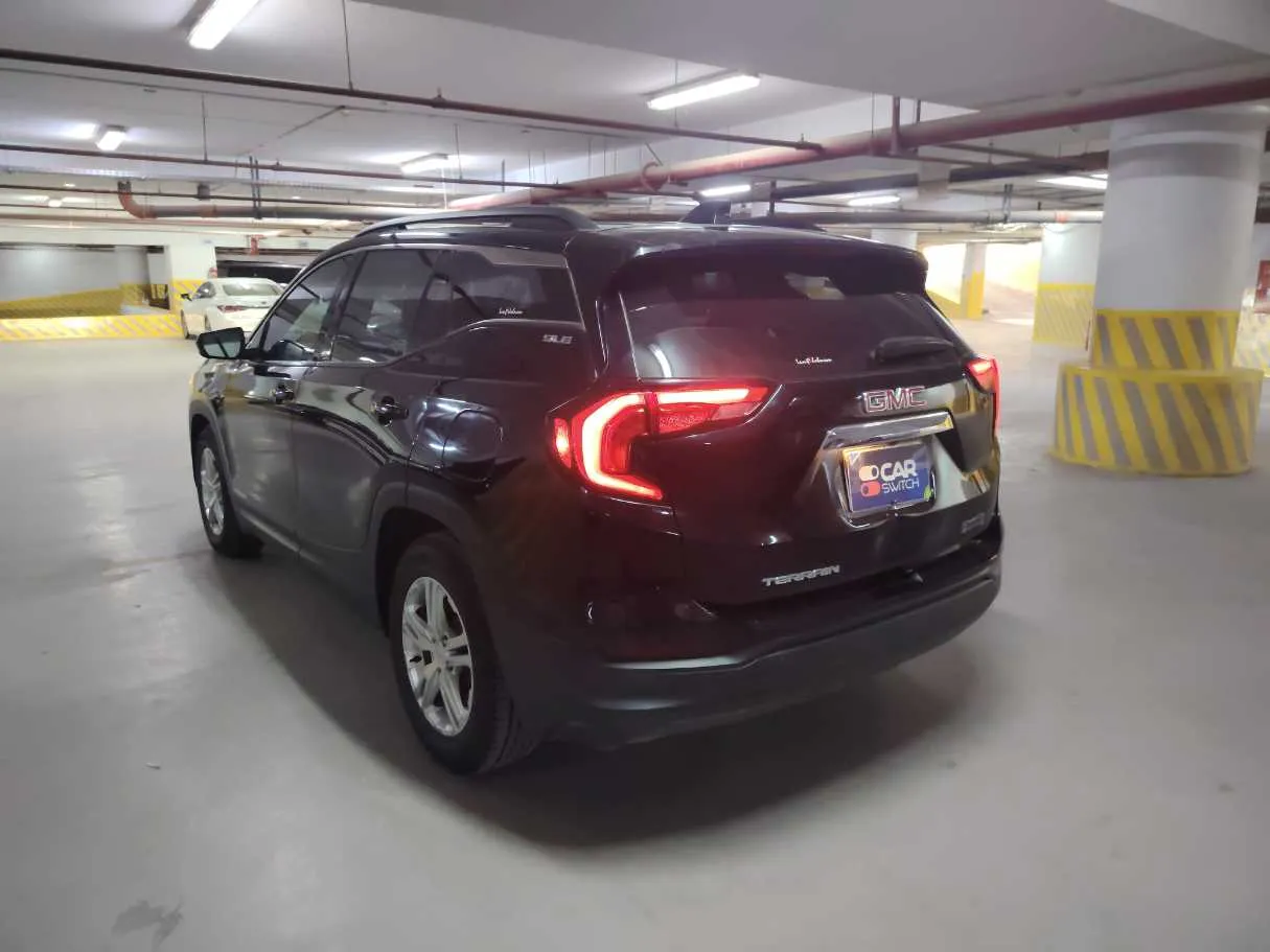 Car image 7