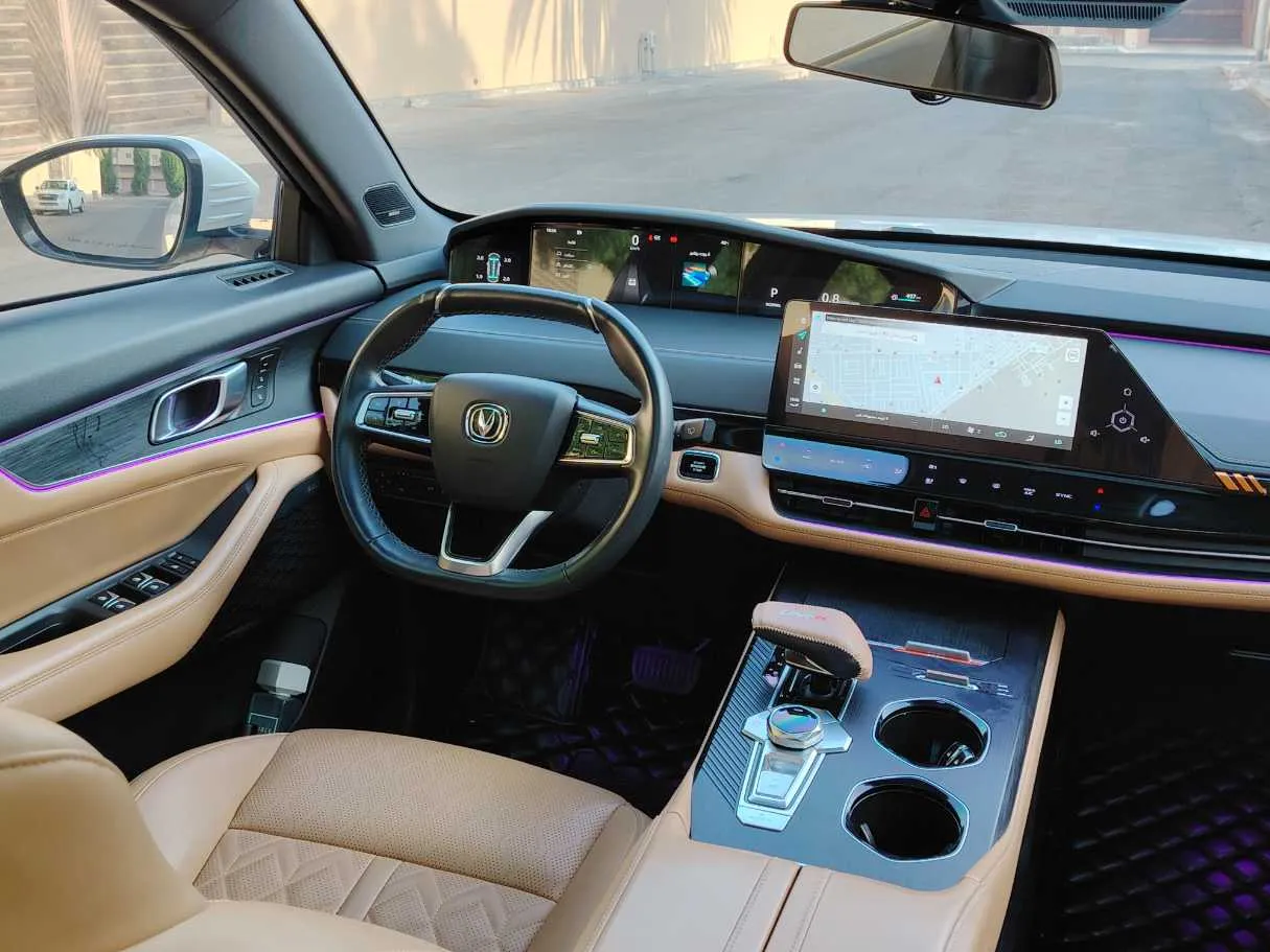 Car image 21