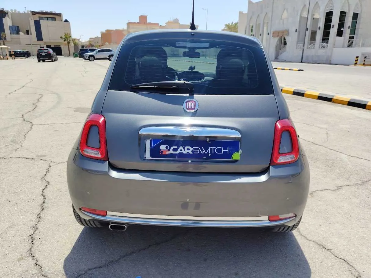 Car image 6