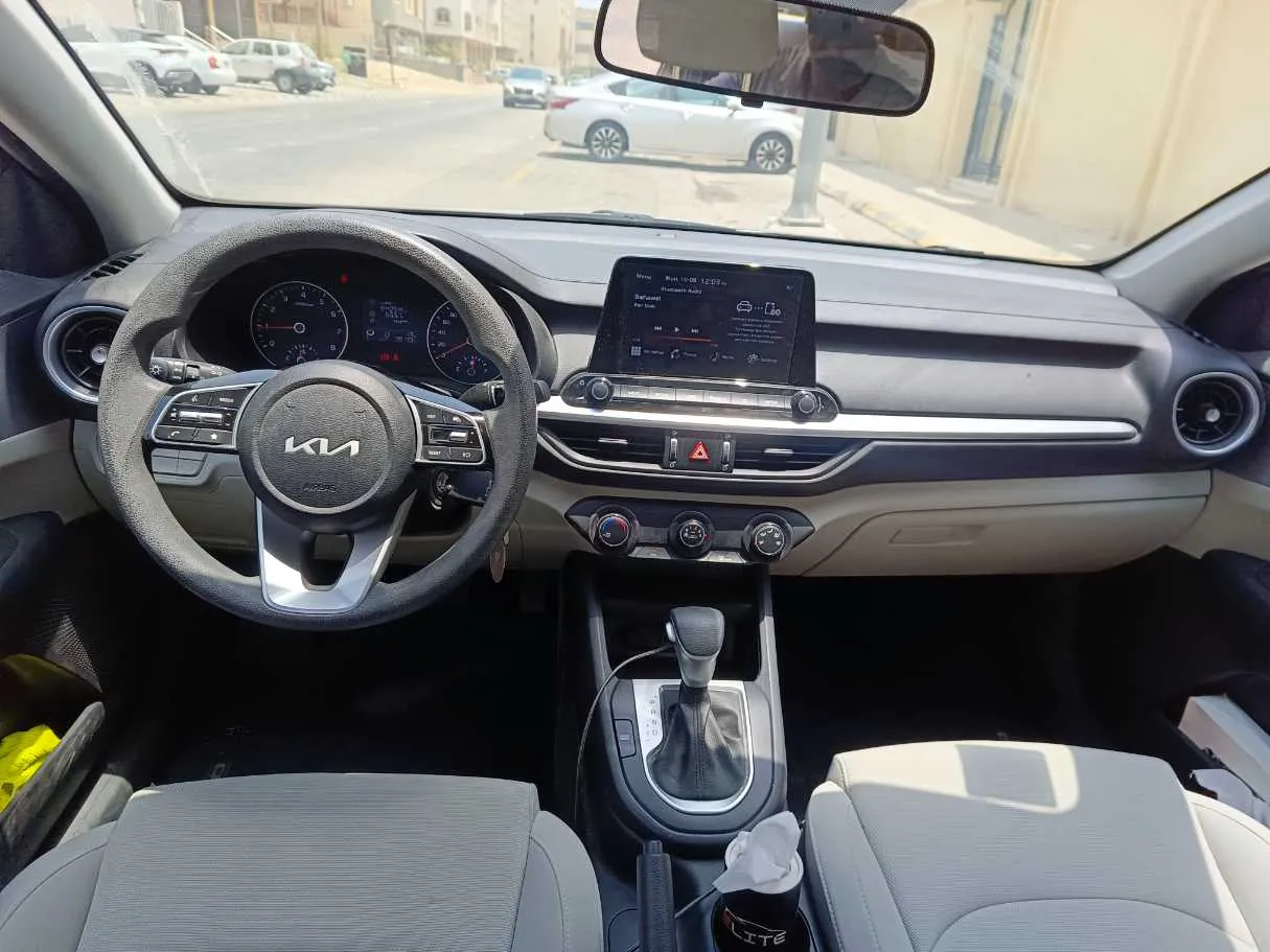 Car image 21