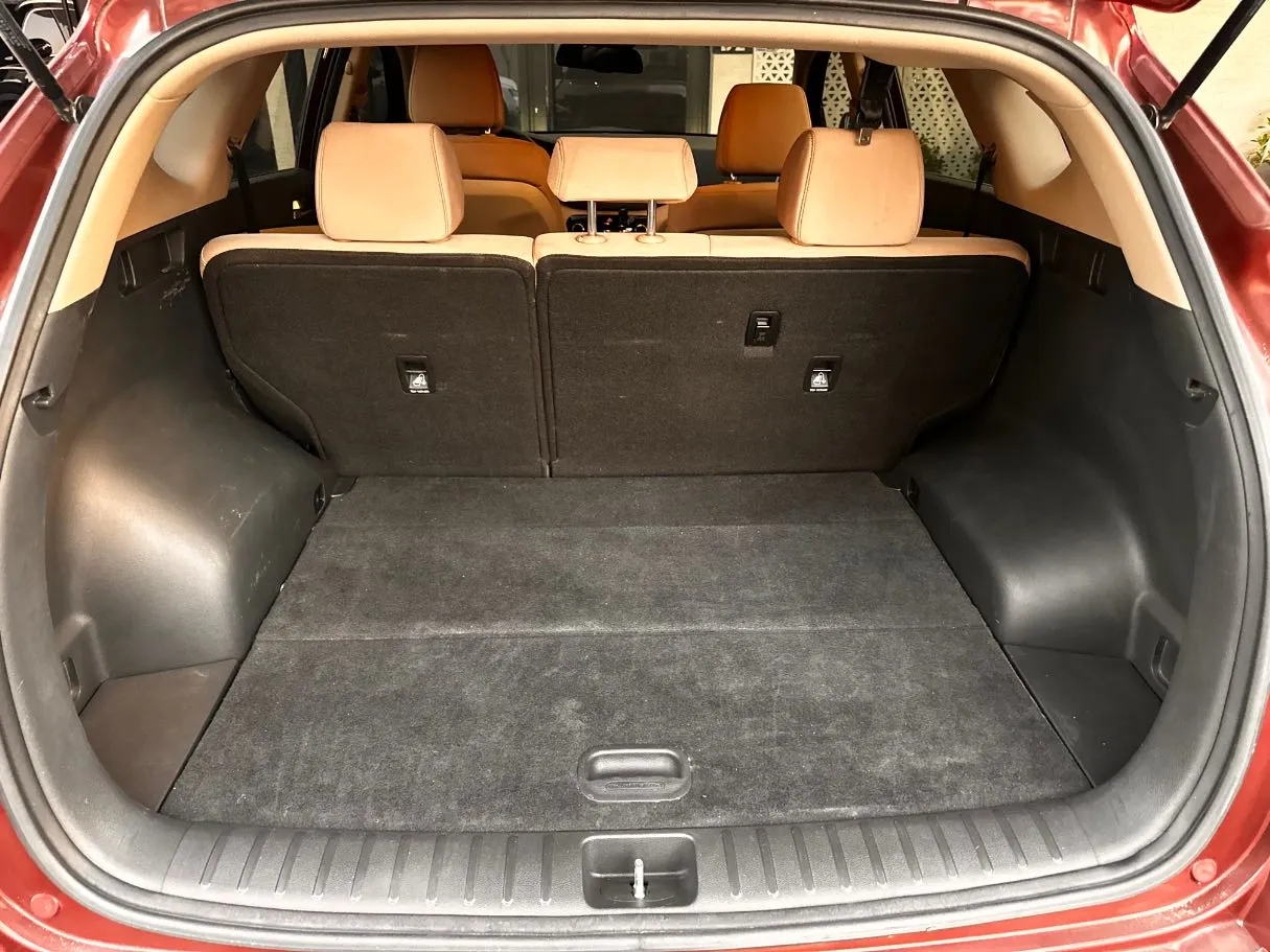 Car image 22