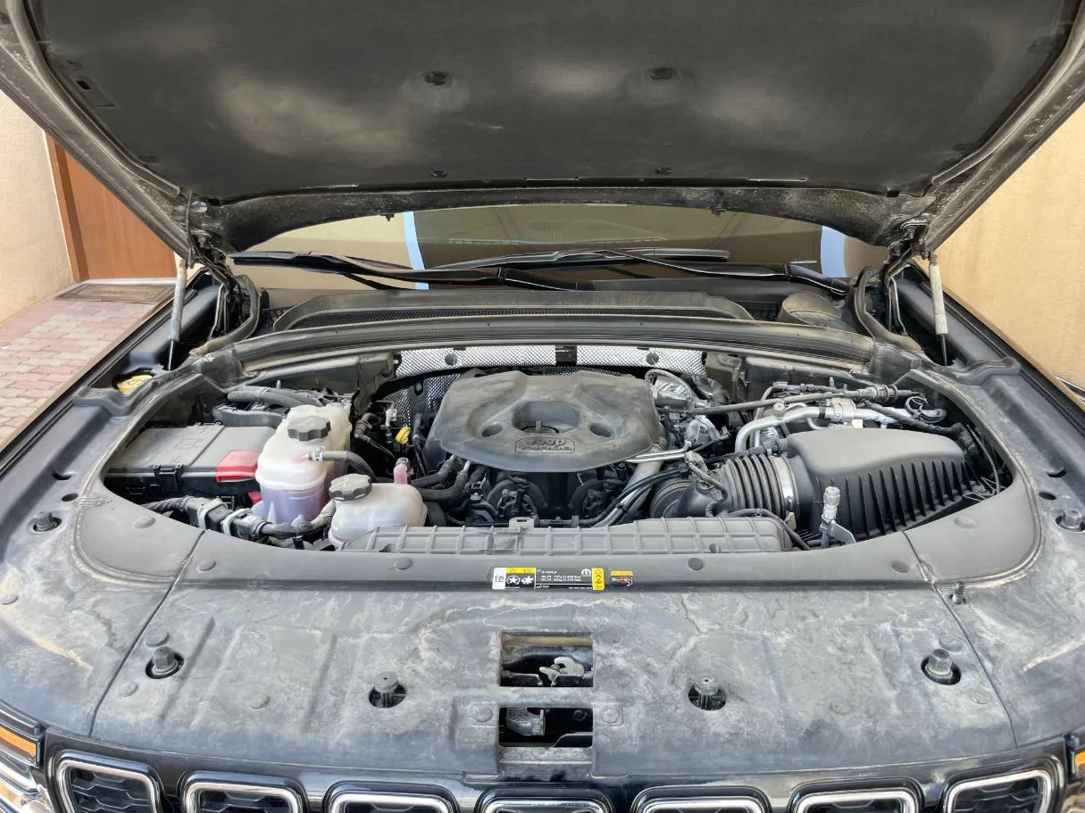 Car image 26