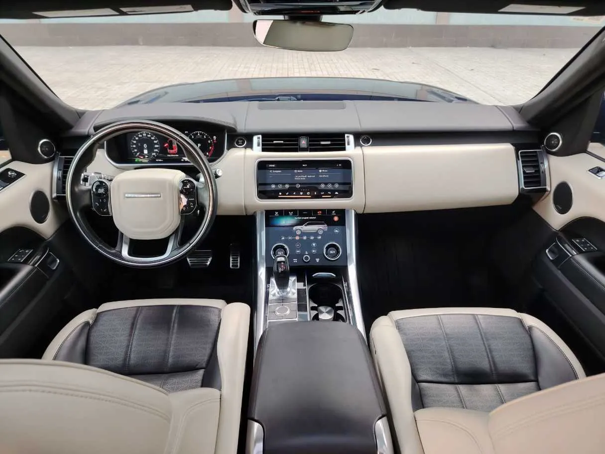 Car image 21