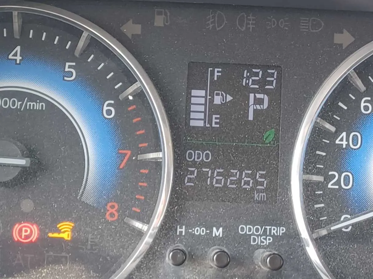 Car image 17