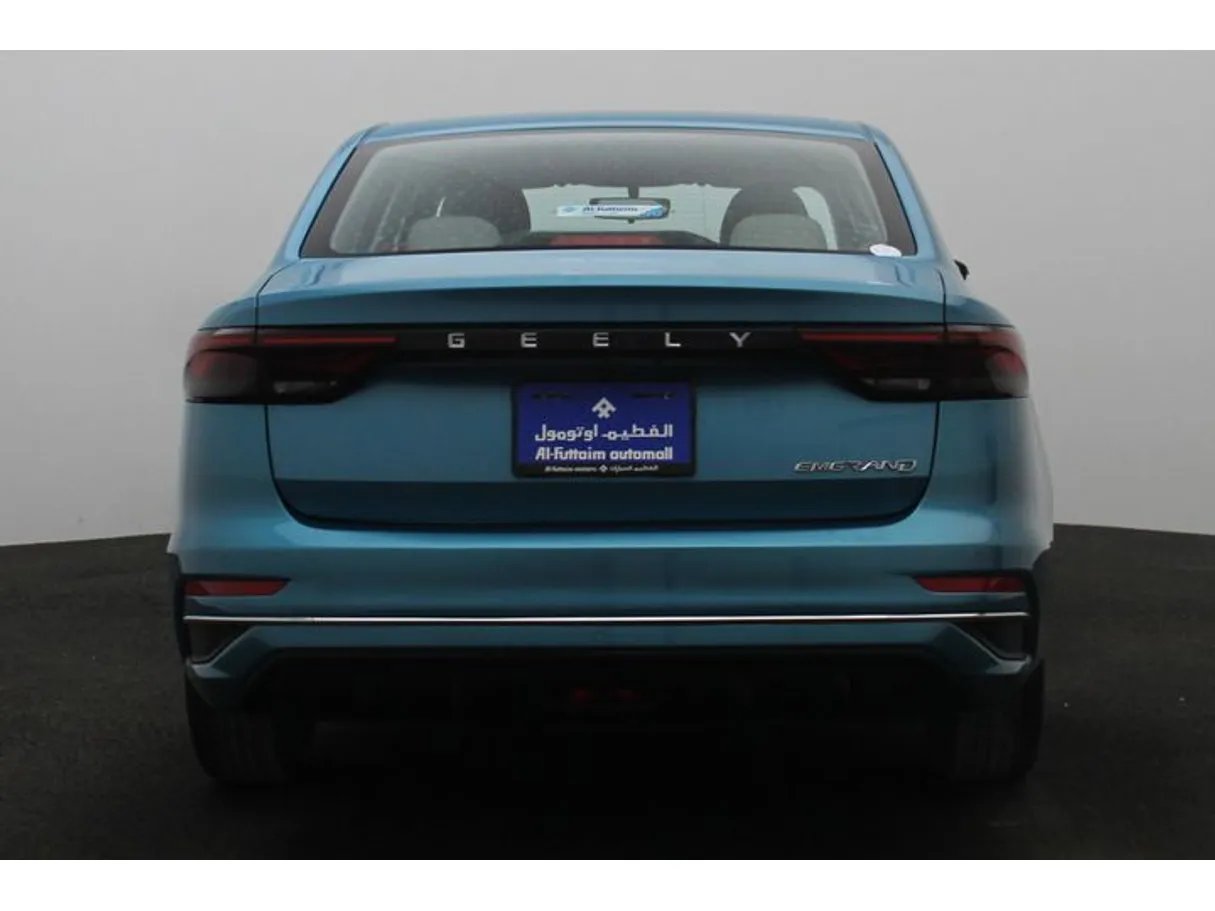 Car image 12