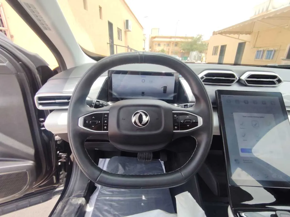 Car image 23